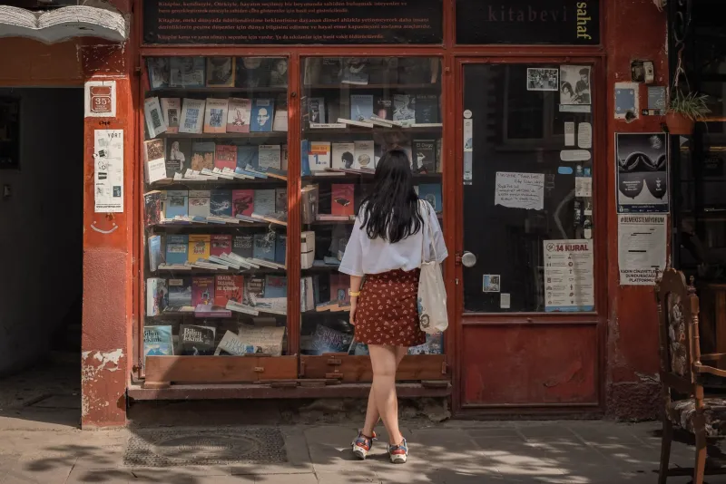 The Right Book at the Right Moment: How Serendipity Rewires the Way We Read